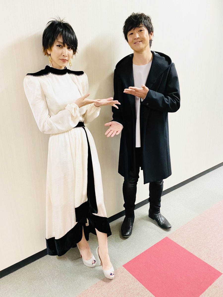 藤巻亮太 Official Fns歌謡祭 にて 中島美嘉 さんと 真冬のハーモニー を歌唱させて頂きました 二人で奏でるハーモニーはいかがだったでしょうか まだまだ不安な状況が続いておりますが 皆さんの冬が少しでも明るくなれば嬉しいです 改めて