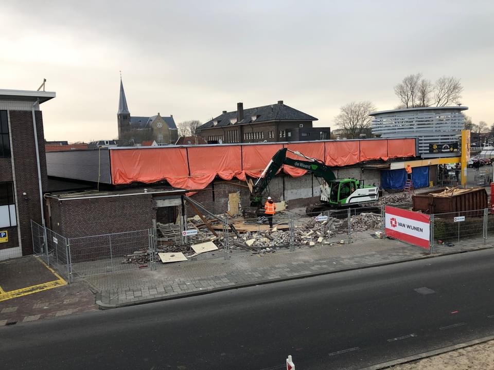 de_Waardbv's tweet photo. Voor @VanWijnenGroep voeren wij sloop, sanering en terreininrichting uit voor uitbreiding Jumbo Harlingen.
#dewaardbv #sloopwerk #jumbo #vanwijnen https://t.co/lFLrLqIejF