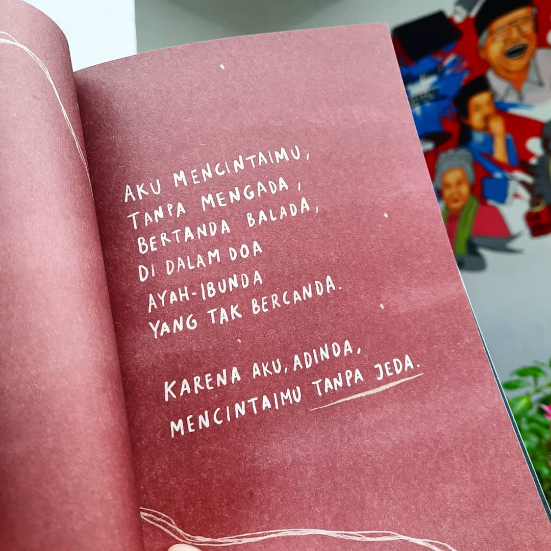 warungsastra's tweet photo. Bagaimana rasanya mencintai jodoh orang?

#BukuSekar #BagaimanaCaraMengatakanTidak #MasAik #RaisaKamila #warungsastra https://t.co/2KrkSdxyjE