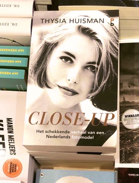 thysia_huisman's tweet photo. “Levend en pakkend geschreven om niet meer weg te leggen tot de laatste pagina. Een aanrader, misschien juist ook voor mannen om dit te lezen.”
Als je Close-up gelezen hebt, is een review achterlaten op Bol of Hebban lief! #closeup #pepperbooks #boekentip #nutekoop #boekreview https://t.co/XxVkapjo0V