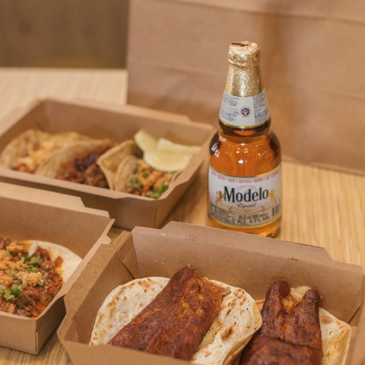 donmanolitoes's tweet photo. ¡Delivery o Take Away! 🛵🌮  Avisa a tus amigos para comunicarles el plan y a... ¡DISFRUTAR! La comida y bebida la ponemos nosotros 😉 https://t.co/RaV1HWKhYy