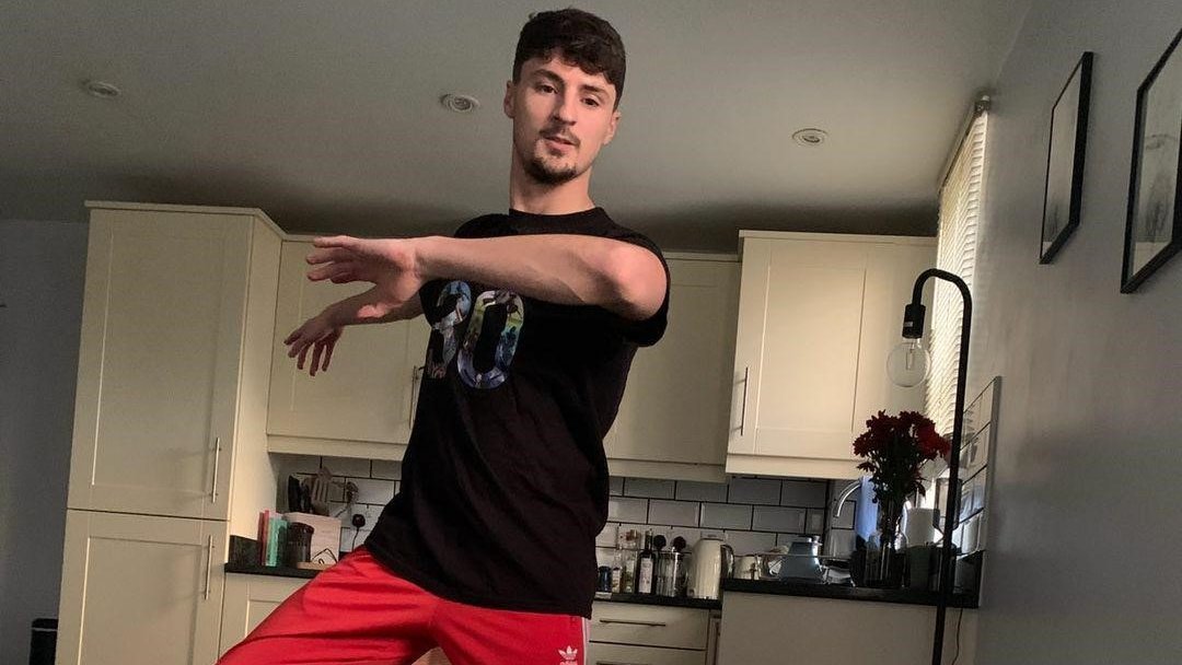 Good news! 🥳A range of online dance classes with Olly will continue until the 17th of December! Book now at  app.gymcatch.com/provider/2804/…
£4 suggested donation per class