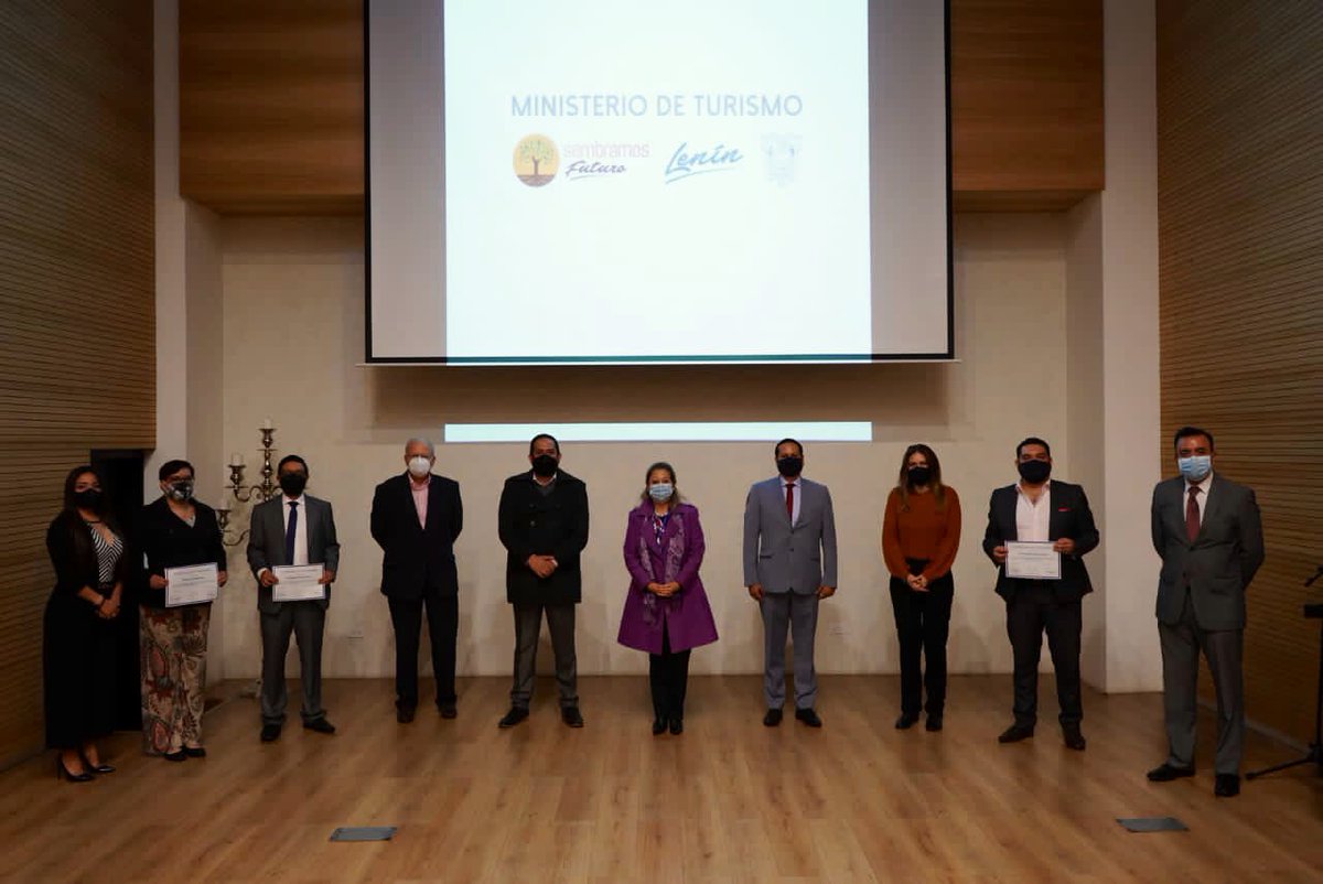 Esta mañana se realizó la Entrega de Certificados de aprobación del Taller de Formación de Protocolos de Bioseguridad. Esta acción se la realizó en conjunto con IPD Import Promotion Desk, el Hotel Resilient y <a href="/TurismoEc/">Viceministerio de Turismo Ecuador 🇪🇨</a>. ▶️ bit.ly/37s0kQL

#EcuadorDestinoSeguro