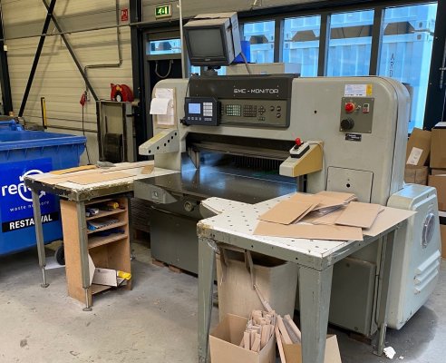 Prestotype's tweet photo. We are pleased to offer you these #PaperCutters, all in excellent condition! #diecutters #guillotines #graphicmachines for sale newly used #Polar https://t.co/zhOkcdACM2