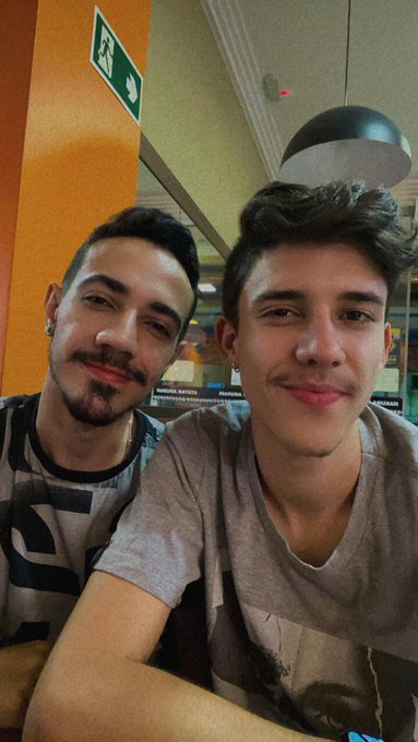 Te conhecer foi a melhor coisa que me aconteceu em 2020 ❤️ @eubdias_ https://t.co/OUX1iT1zgn<a href="/tag/eunascilgbt"class="tags"><span>#eunascilgbt</span></a>