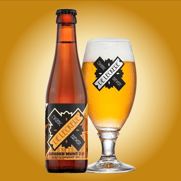 DeLeckere's tweet photo. NIEUWE SPECIAL: 🌟 Gouden Munt 2.0 🌟, bestel snel via de https://t.co/E1qQdQIs3r! Vers uit de tank 🏭: een week geleden werden deze flesjes nog afgevuld. Op Untappd🍻 krijgt hij nu al een 3.78 (van 5). Proef hem en beoordeel zelf! Ga jij ook voor goud? https://t.co/MmPhhPuDXZ