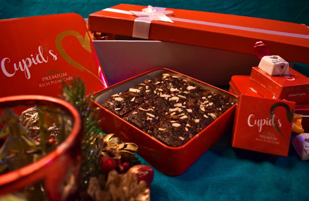 CupidFoods's tweet photo. It wouldn’t be Christmas without Cupid’s...♥️

#Christmas #ChristmasIsComing #plumcake #richplumcake #affordable #longshelflife #fruitfilled #nutty #rich #classic #decorative #hampers #freedelivery #cupidfoods #corpurateorders #yumyum #bakedwithlove #delicious #DelightEveryMoment https://t.co/Xhk6V03mZt
