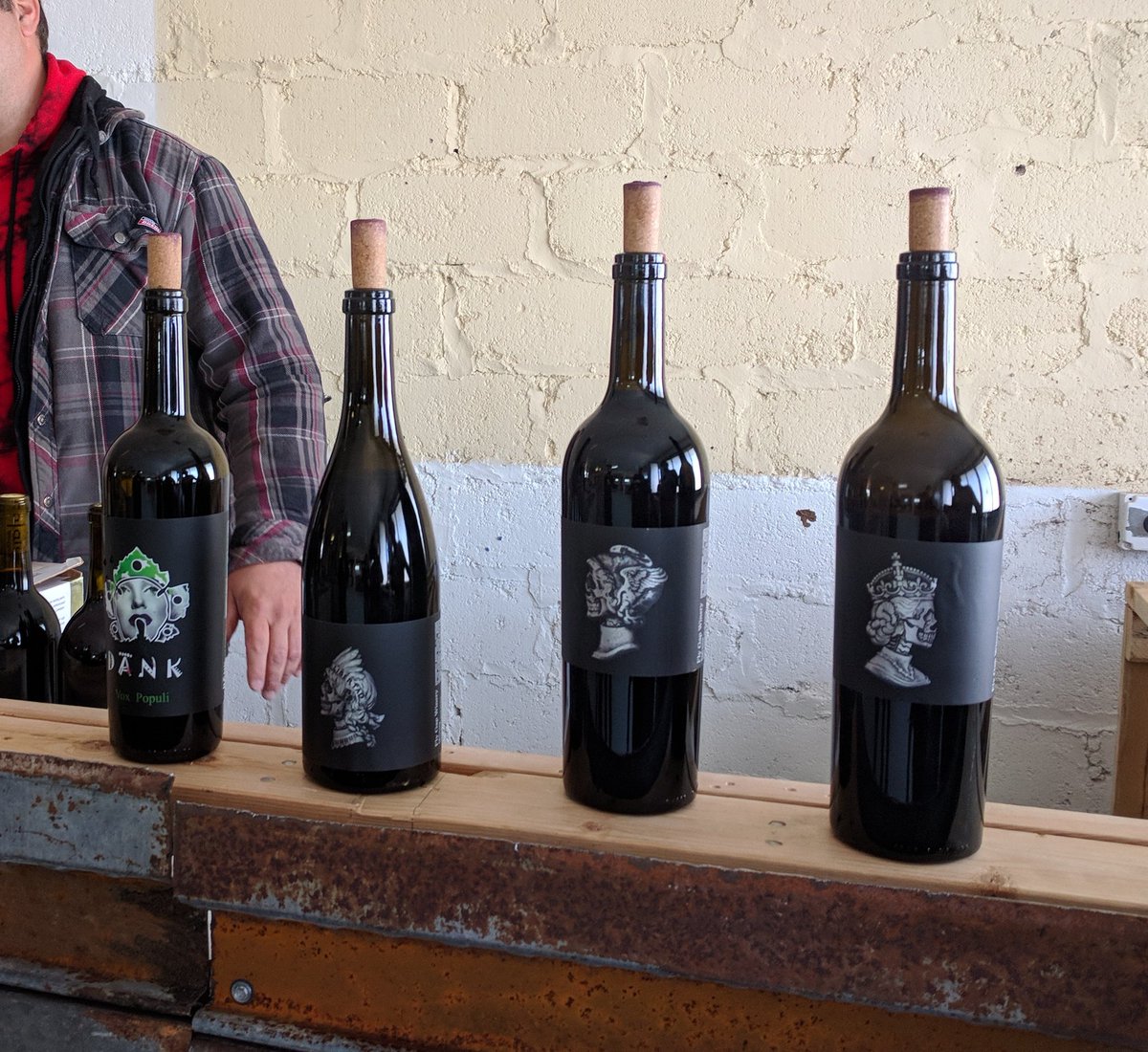 calaiswinery's tweet photo. Our &amp; @fcwineshye team had a fun wine tasting trip in Mason, TX. Tasted some amazing #realtexaswines! Thank you to Fly Gap Winery &amp; @RobertClayVines for the hospitality &amp; Cellar Rat Wine Toura  for the ride. Had a great time! #txwine #realtexaswine #txvineyard #winetasting https://t.co/TdJo9hDDZr
