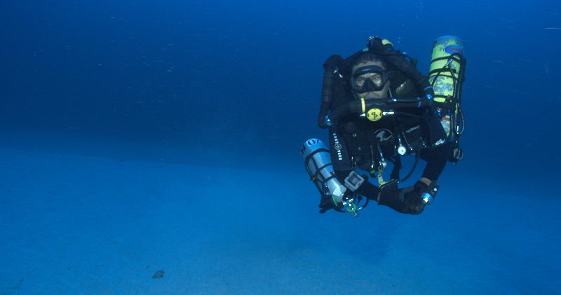 RR_Coleman's tweet photo. Hi all! I am Postdoctoral Researcher @UCF where I study the spatial distribution of coral reef fishes using genetics. I am also a close-circuit rebreathers which allows me to access deep regions of the ocean. #BlackInMarineScienceWeek https://t.co/tAmPYQzq0a