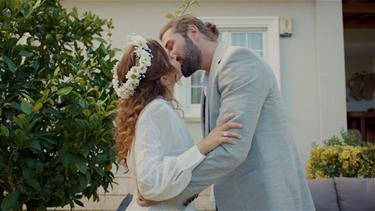 asioigle2013's tweet photo. #MiMentiraDivinity2D #NejSun
Que bonita pedida 😍😍😍😍 https://t.co/mjyO981XC6
