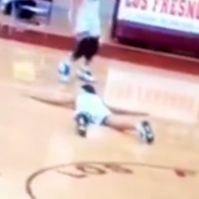 Mar1tza_'s tweet photo. Who let me be built like that #NewProfilePic https://t.co/GSccEk07FA