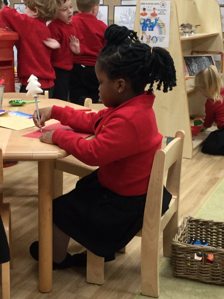 MrsHighcock's tweet image. Dazzle has a special magic door to the North Pole that he uses to report back to Santa each day. The children wanted to write cards and letters for Dazzle to take to Santa #elfontheshelf #letsgetwriting @parishschool1