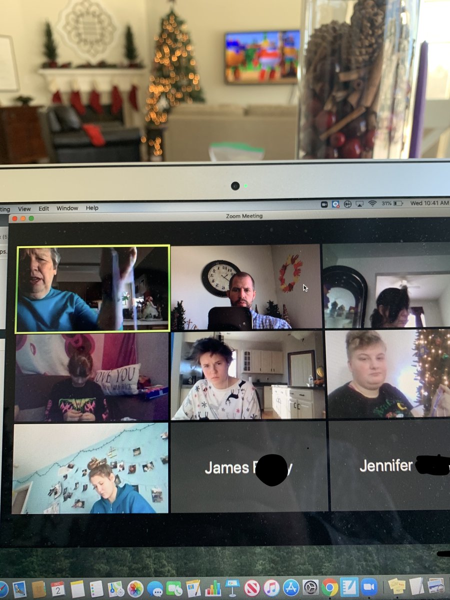 NEWSalineALTHS's tweet photo. Hey y'all - know what's happening here? This is our Mrs. Kelley teaching a new group of ALT students how to knit. Via Zoom. Mrs. Kelley is awesome. #SalineALT #serviceknitting #SASCompass #WhateverItTakes https://t.co/0RS9SwNfK0
