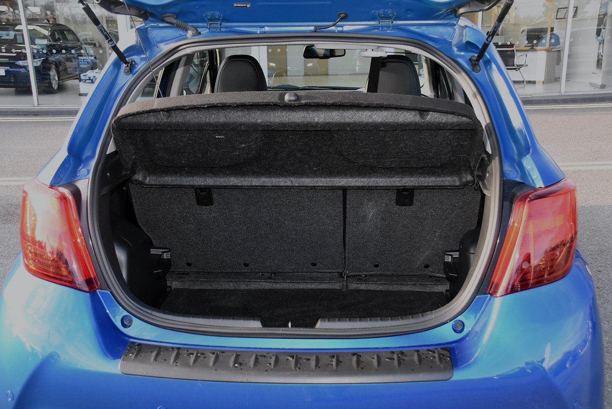 14/14 Toyota Yaris Excel 1.5 5dr Hatchback E-CVT Petrol Hybrid
Iceland Blue Metallic Paint
Smart Pack
Call one of our sales team for further information
☎️ 01545 570291
OR Follow the Link:
audivwforge.co.uk/.../opt.../Tra…