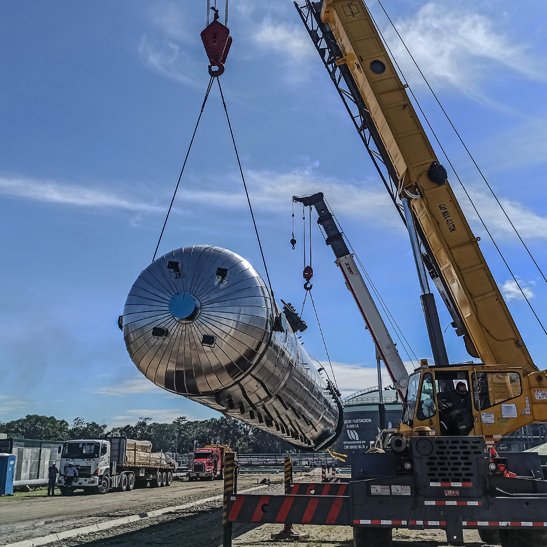 SEDEMIEc's tweet image. Gracias al compromiso y cooperación de todo el equipo de trabajo a cargo de este importante proyecto, Sedemi marca un hito transcendental en la fabricación de equipos especializados para el sector #Petrolero, realizando la entrega de la Bota de Gas V-40402A con Estampe ASME “U”