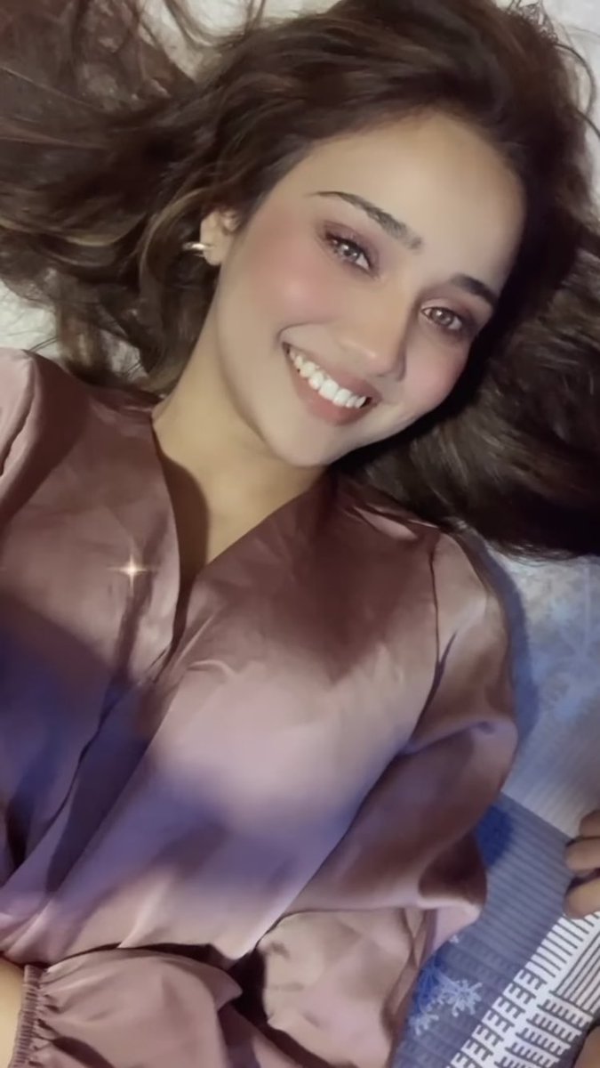Sam❤️ (@dhillons4m) on Twitter photo I vote #AshiSingh for AladdinNaamTohSunaHoga #TVPersonalityWithRajBaddhan
<a href="/RajBaddhan/">Raj Baddhan</a> <a href="/SabrasRadio/">Sabras Radio</a>
Love that smile I vote #AshiSingh for AladdinNaamTohSunaHoga #TVPersonalityWithRajBaddhan
<a href="/RajBaddhan/">Raj Baddhan</a> <a href="/SabrasRadio/">Sabras Radio</a>
Love that smile