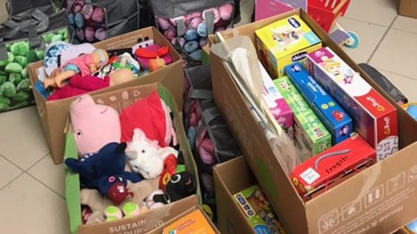 The GiveBox are open again and grateful to receive donations from our wonderful supporters! 
In Dec we are open until 6pm on Thursdays but need volunteers to support our shop managers. Can you help? visit wakefieldcf.org.uk/about-us/work-… for an application form.