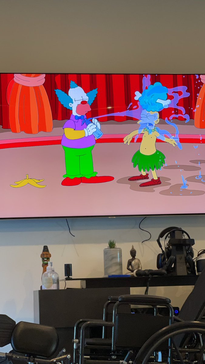 ChefReuben's tweet image. My grandpa and I would watch @TheSimpsons together when I was younger, @disneyplus has me strolling through memory lane, thank you guys 😊