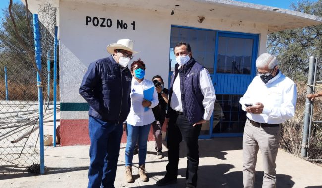 Futuro4t's tweet photo. Supervisan obras para abastecimiento de agua  https://t.co/xOfOcHuDPV #malgobiernoenzacatecas https://t.co/j1WB02yJO3