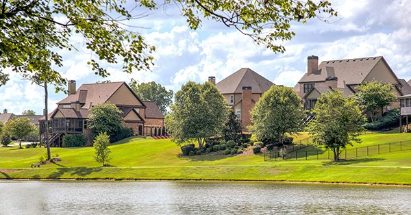 StorageDirect's tweet image. 10 Valuable Tips for Moving to a New Neighborhood 

ed.gr/c1nl3