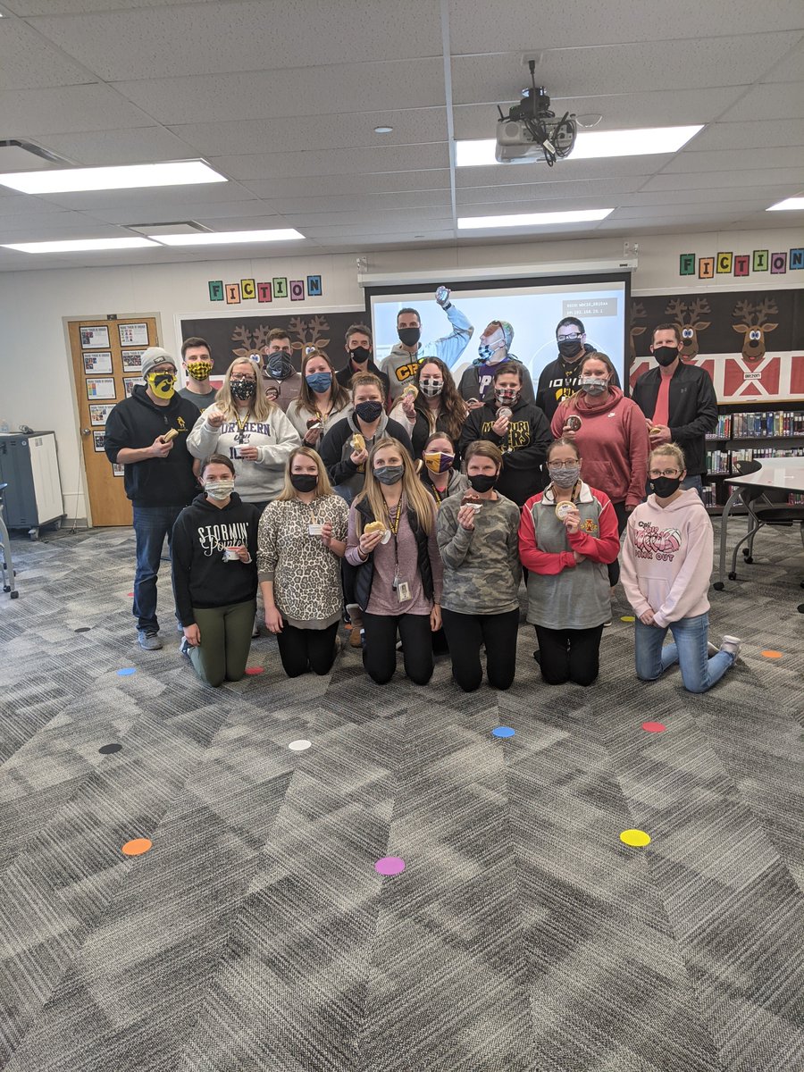 Thank you so much to Moo Moo's Ice Cream Truck from Solon, IA for providing ice cream to our @CPUSchool teachers.  We appreciate the thoughtfulness an generosity from people who understand that teachers are being spread very thin right now.  Thank you Sheila and Jason!