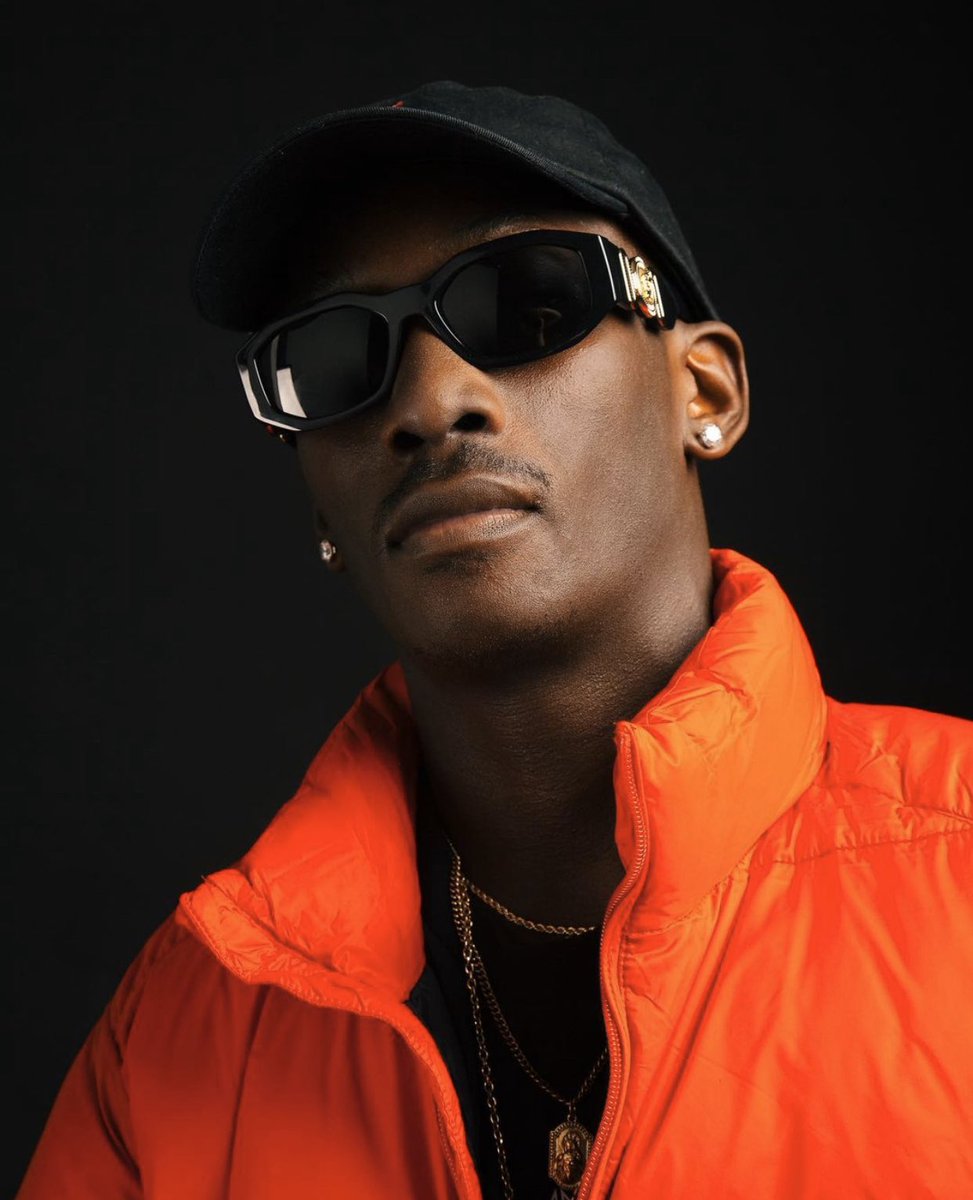 CTALYSTMGMT's tweet photo. Happy Birthday 🥳 ... 👑 @Preditah wishing you more life &amp; prosperity 🏆. With love from everyone @CTALYSTMGMT 🖤
—————————————————
#catalystmanagement #preditah #music #share #happybirthday https://t.co/glxfViUuWL