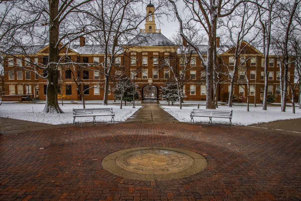 miamiuniversity's tweet photo. Winter Wonderland. ❄️ https://t.co/X27wAzWxUj