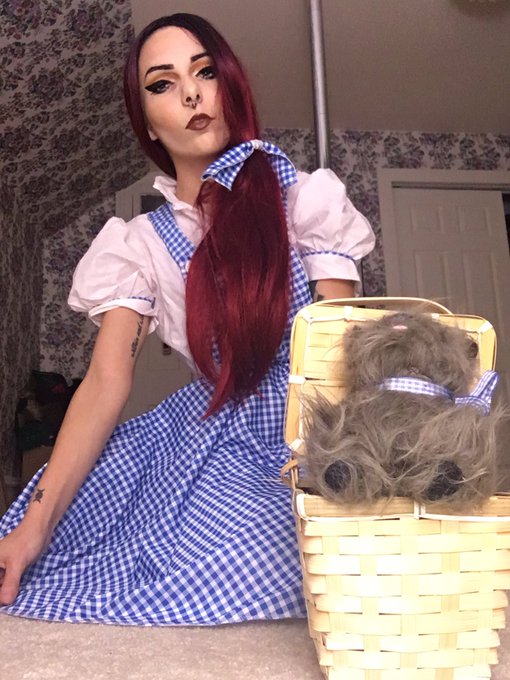 Who wants to see up Dorothy&rsquo;s skirt? A little birdie told me she isn&rsquo;t wearing any underwear... Full<a href="/tag/onlyfansgirl"class="tags"><span>#onlyfansgirl</span></a><a href="/tag/onlyfansbabe"class="tags"><span>#onlyfansbabe</span></a><a href="/tag/onlyfanspromo"class="tags"><span>#onlyfanspromo</span></a><a href="/tag/o"class="tags"><span>#o</span></a>