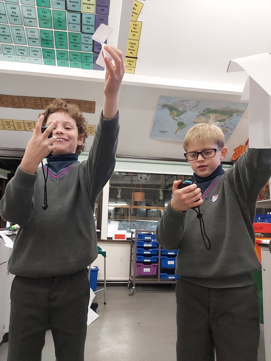 OPSScience's tweet photo. Year 4 experimenting with the size of helicopter wings, will they or won't they spin? #CREDTAwards #youspinmerightround #paperscience https://t.co/8VS1Ac0blV