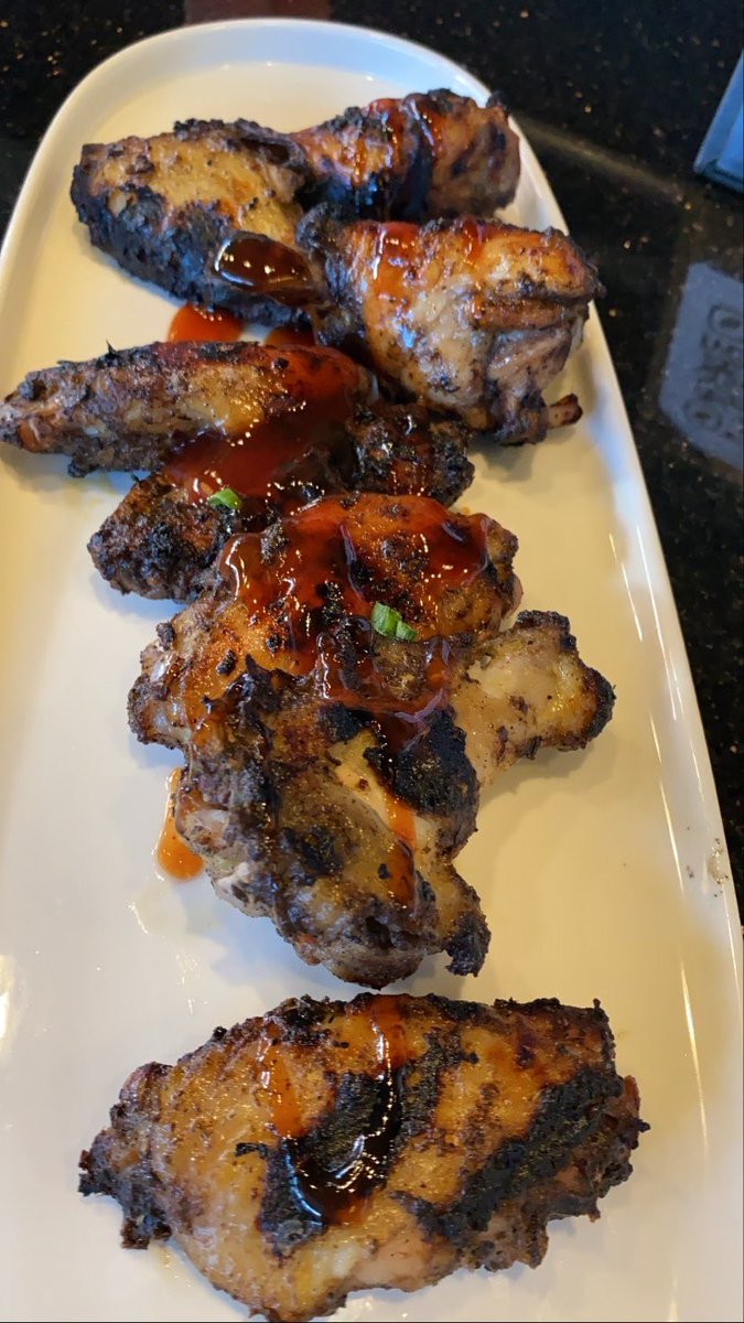 Erin Como tweet media