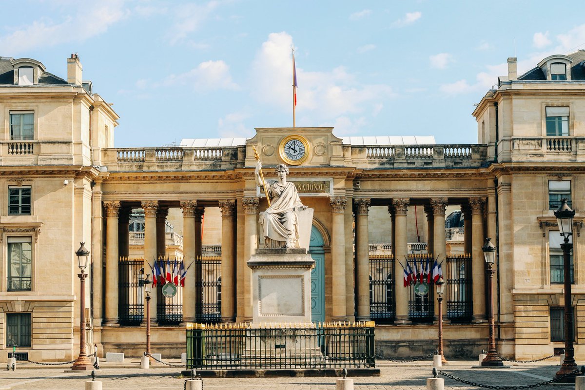 bsi_economics's tweet photo. 🇫🇷[#Etude] Dans le cadre du plan de #relance, BSI Economics a été sollicité par la Commission des Finances de l’Assemblée Nationale afin d’émettre des recommandations de contreparties. Sont abordés :
➡️ #Ecologie, valeur ajoutée, urbanisme...
À lire ici 👉 https://t.co/bE9VfECHYr https://t.co/D1d3AAAQe3