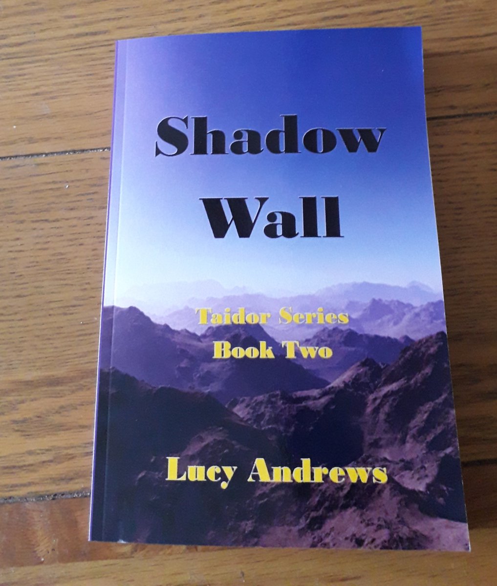 BookClubPro1's tweet photo. Sometimes the price of loyalty is difficult to pay: #ShadowWall #NewRelease #futuristic #Scifi #FREE on Kindle Unlimited 
https://t.co/Z5hP6ZiyYi
by @LAndrewsWrites https://t.co/jdD4Emi3g7