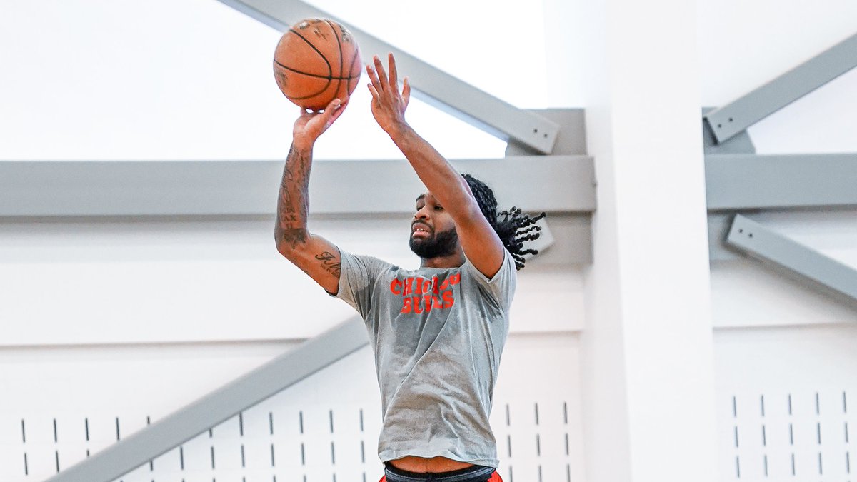 Coby: “That’s what I focused on: being more vocal with positive energy, demanding more, commanding more, letting everybody hear my voice. I want to be the leader of this team, I want to be the head point guard.” https://t.co/JigKu71LFS
