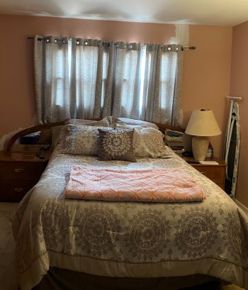 iands_design's tweet photo. Seeing how hard NYC medical professionals have been working throughout the pandemic, principal designer Andrea Van Soest was inspired to provide a complete bedroom makeover with products donated from @WayfairPro. https://t.co/Kb06y4zybB
#wayfairprofessional #furniture #interiors https://t.co/SDgQlREi9t