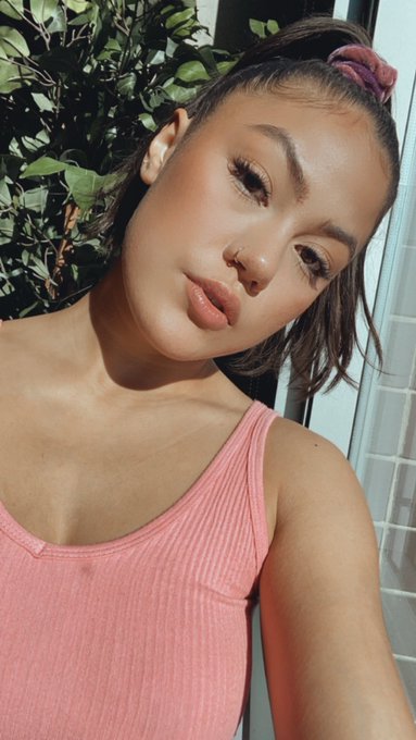 Selfie💗 https://t.co/LETLftb1Kn