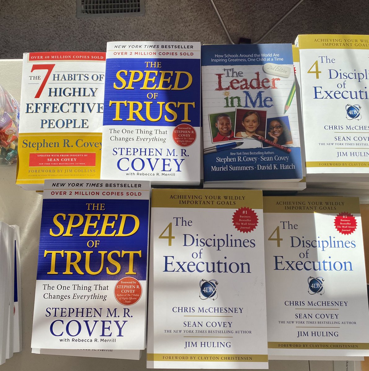 Gifting <a href="/franklincovey/">FranklinCovey</a> leadership books to <a href="/CASSalberta/">CASS</a> members who requested them at the #virtualconference. If you missed signing up but still want a book, let me know and I will send one your way! #abed #districtleaders @rayhoppins <a href="/millerg6/">Greg Miller CPHR</a> <a href="/KenSampson1/">Ken Sampson</a> #MerryChristmas