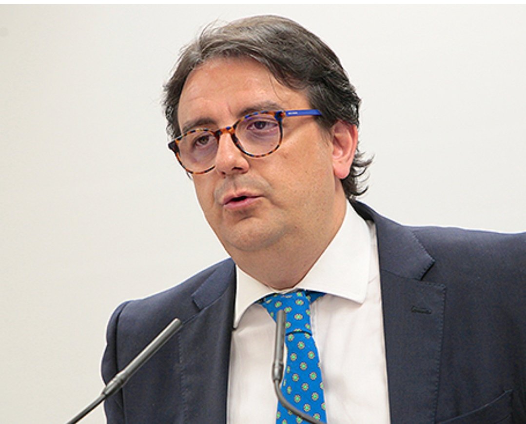 #PlanNavidad #Extremadura Comidas de 10 personas, toque de queda y cierre perimetral a partir del 23 de diciembre. Ha anunciado <a href="/jvergelesb/">jvergelesb</a> <a href="/Junta_Ex/">Junta de Extremadura</a>