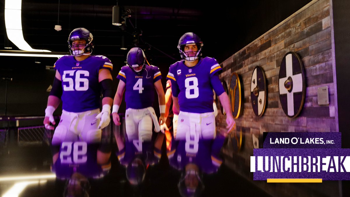 Vikings's tweet photo. .@KirkCousins8 led all QBs with a 124.3 passer rating in the month of November. 

#ProBowlVote 

📰: https://t.co/JnI6q0HyG4 https://t.co/yElD64Qvrr