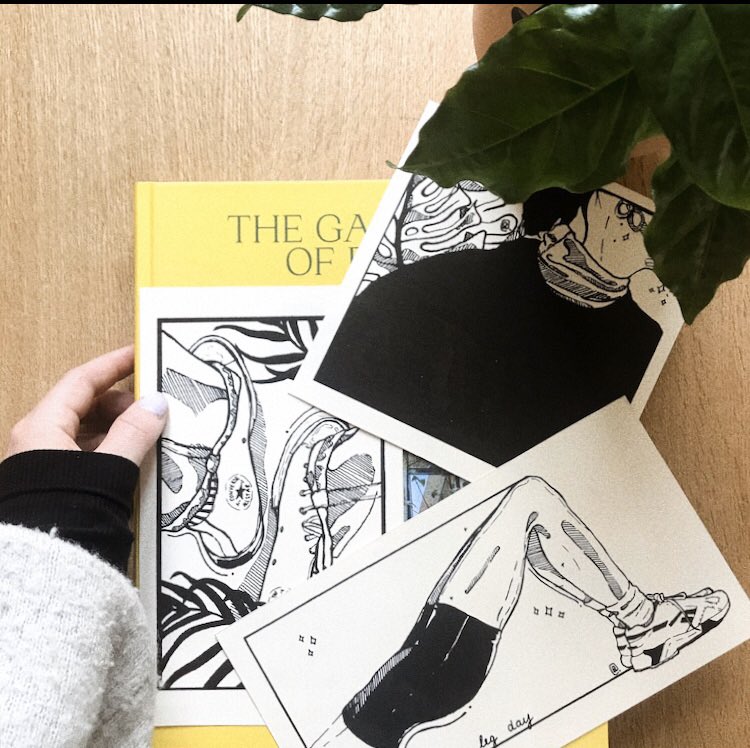 aeternaesis_'s tweet photo. Helloooo ✨

Pour offrir à Noël je vous propose des prints, des illustrations personnalisées, des tote bags peints à la mains et plusieurs modèles, et bientôt, des stickers !
N’hésitez pas à posez vos questions en dm sur mon Instagram: aeternaesis ✨
Bisous ❤️ https://t.co/qO3bndrt6a