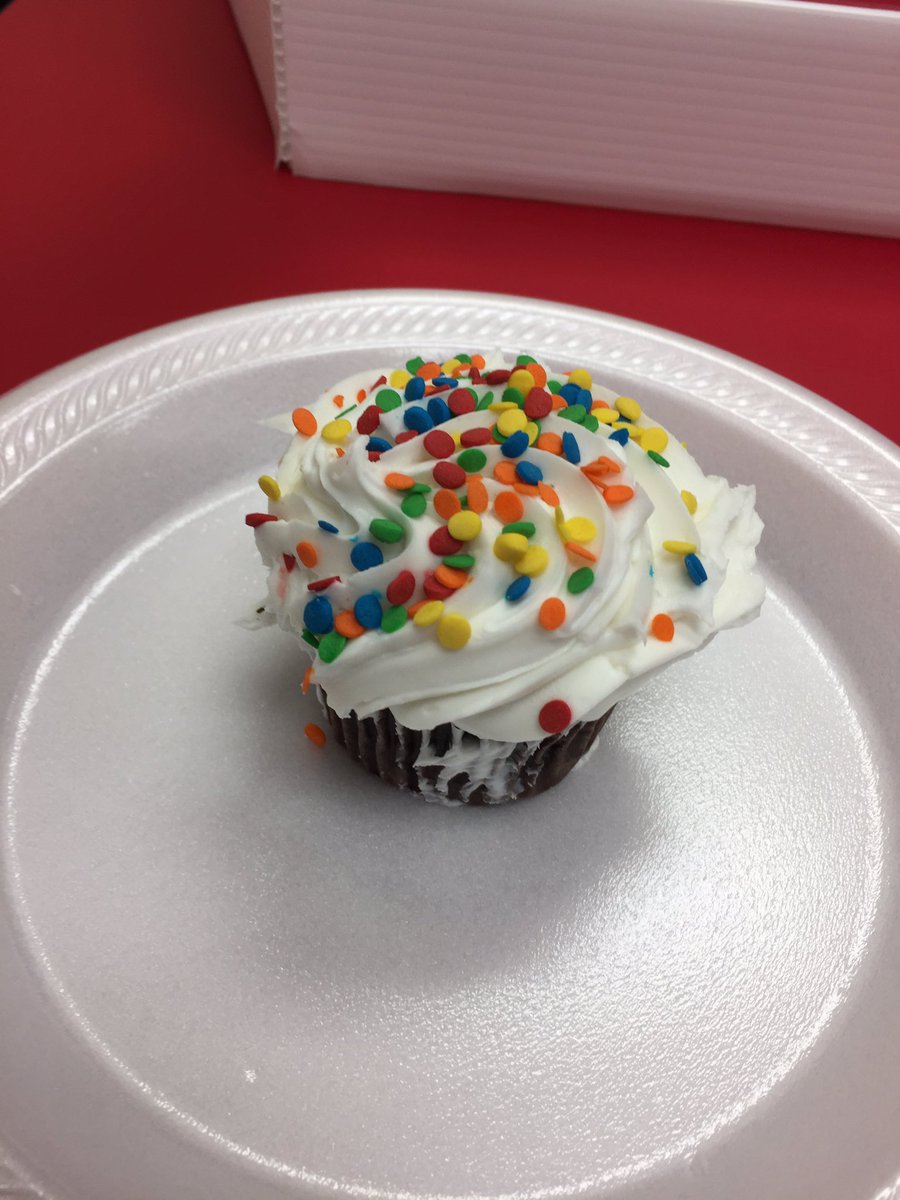 MrsVybiral's tweet photo. Happy Nation Special Education Day!  A treat from our administrators❤️ @Hinojosa_AISD @aldinesped https://t.co/1TptC8nxZF