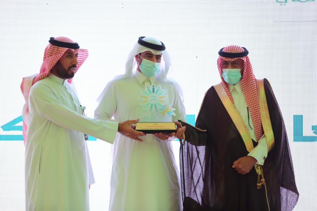 tanmiahAlbde3's tweet photo. بمناسبة #اليوم_العالمي_للتطوع كرم مركز التنمية الاجتماعية بالأفلاج
اللجنة الفرق التطوعية التابعة للجنة فريق نماء التطوعي وفريق لنخلد أثر التطوعي وذلك للمشاركة في ألأعمال والمبادرات التطوعية
#الموارد_البشرية_والتنمية_الاجتماعية 
#الأفلاج https://t.co/KlNMFo56Fk