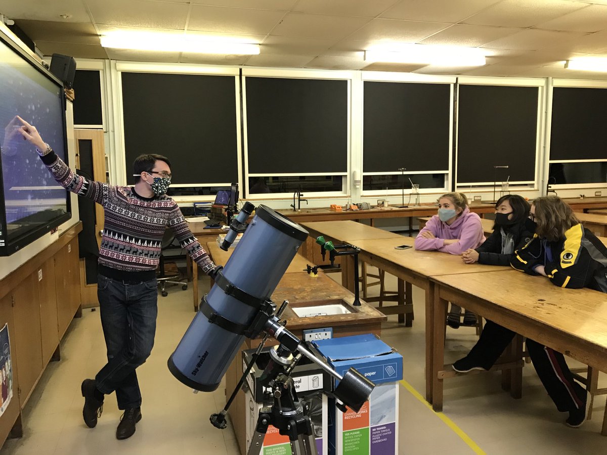 PhysicsatFettes's tweet photo. Astronomy club is officially up and running! https://t.co/IqMlXTUAFU