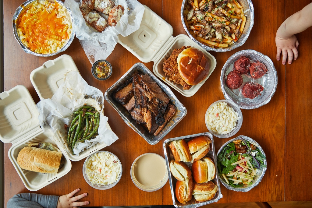 When the Thanksgiving leftovers have finally run out and you’re not quite ready to cook again, it’s time to order a meal kit from Frontier. Check out our options and place an order at bit.ly/FrontierMealKi…