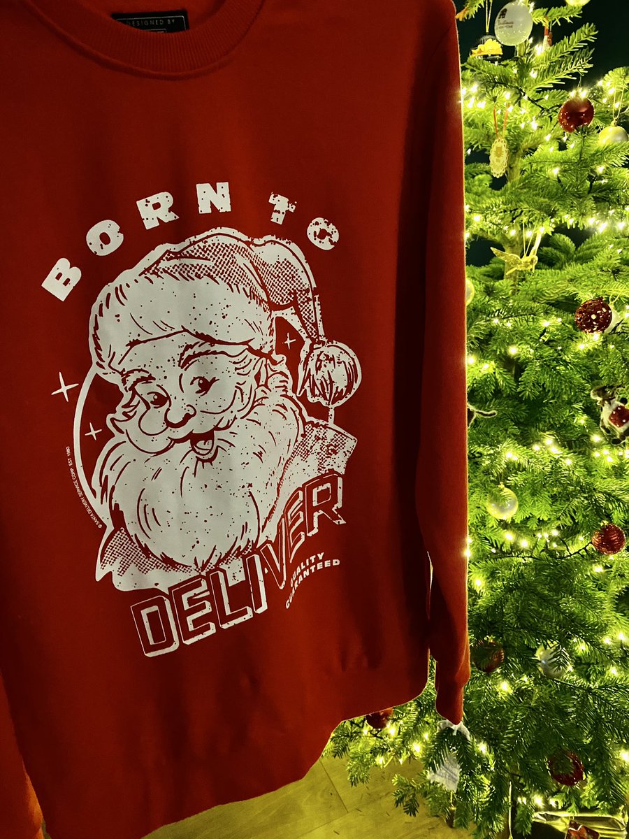 Winter workwear has arrived 😂🎄 📦 🚚💨