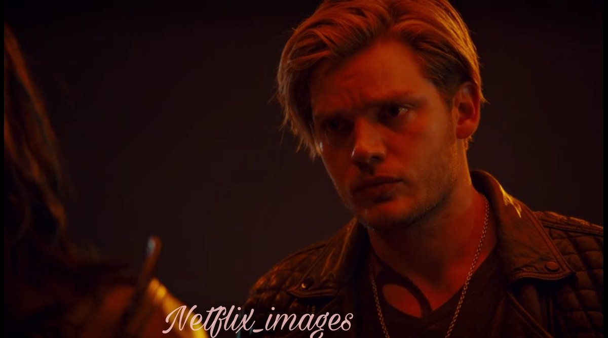 ImagesNetflix tweet picture