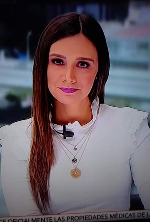 beautifulvaiti's tweet photo. @vaitiaremateos 
@adn40 
Cómo siempre bien chula la Diosa Mateos 💯
Toda una 
#adiccionvisual
#DiosaSuperUltraMegaHermosa
#diosadelasnoticias
#diosadediosas https://t.co/Q0EGvtTwJd
