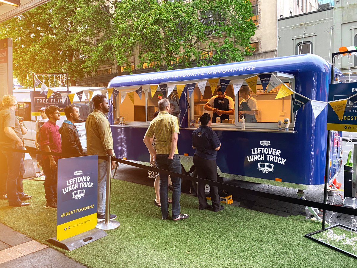 Aucklanders in the CBD - forget buying lunch today, head on down to the Best Foods Leftover Lunch Truck at Britomart! The talented chefs will be giving away tasty treats made from NZ's 10 most wasted foods. 
facebook.com/events/8310255…

#lovefoodhatewaste #loveyourleftovers