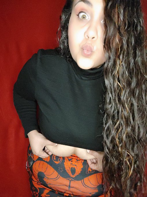 Love every single inch of your body 🥰 and mine, if you want 😈  https://t.co/ubXGy9ycQH  #bbw #onlyfans<a href="/tag/bdsm"class="tags"><span>#bdsm</span></a><a href="/tag/bbw"class="tags"><span>#bbw</span></a><a href="/tag/pansexual"class="tags"><span>#pansexual</span></a><a href="/tag/polyamorous"class="tags"><span>#polyamorous</span></a><a href="/tag/onlyfans%20"class="tags"><span>#onlyfans </span></a>