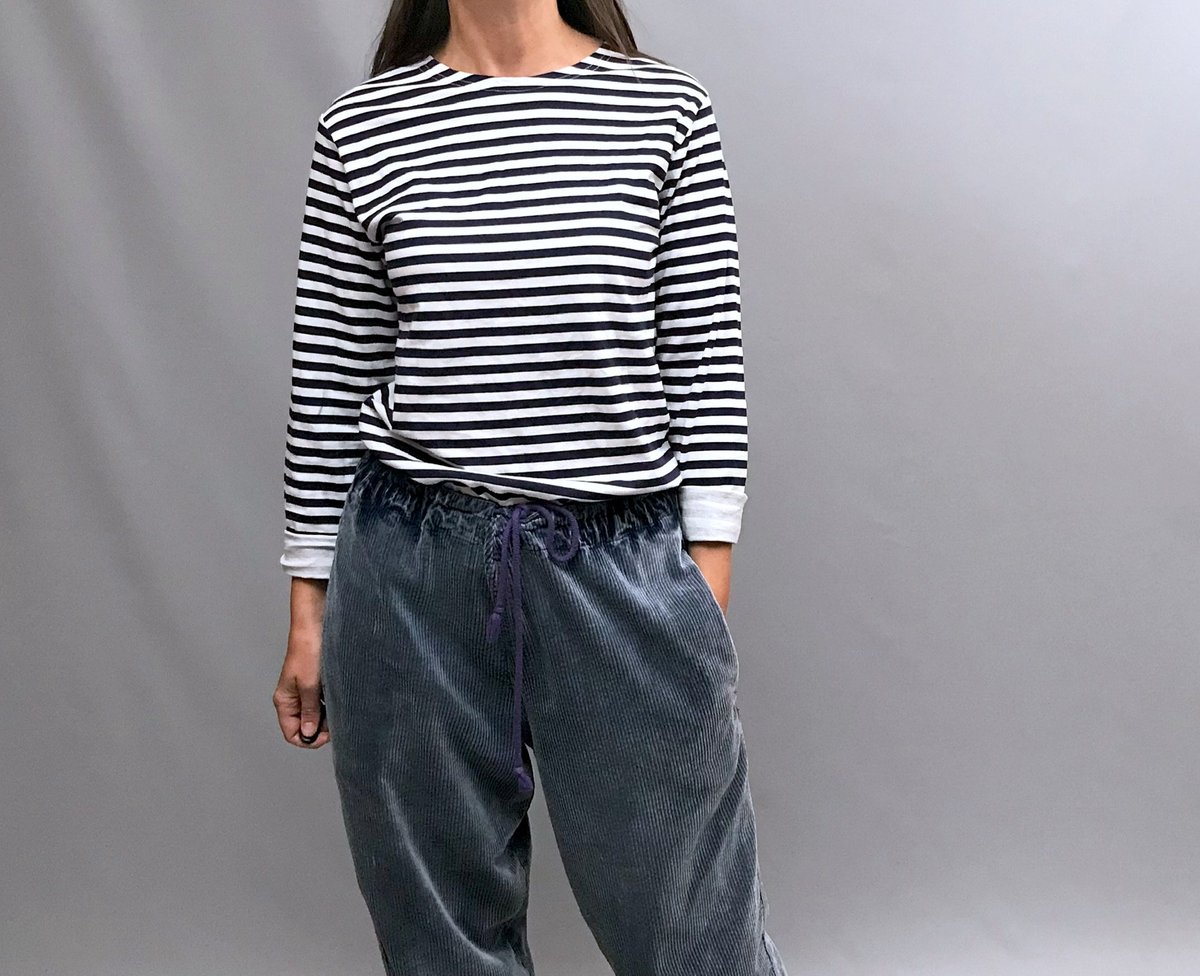 Excited to share the latest addition to my #etsy shop: Navy Blue and White 100% cotton Breton long sleeve T- shirts - unisex - army surplus - Russian navy etsy.me/2VuyRbK #blue #christmas #white #military #longsleeve #crew #bretontshirts #russiannavytop #stripy