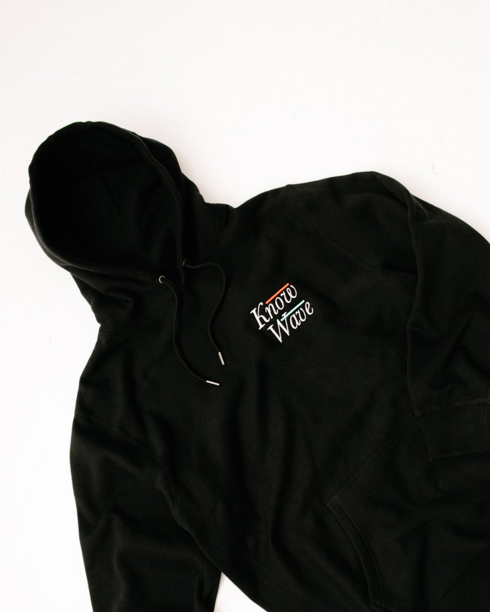 sevenstoreHQ's tweet image. Know Wave is a multi-faceted outlet that remains true to projecting a vision of artistic expression and dialogue. Shop the latest collection in-store and online now. #KnowWave #SEVENSTORE #BalticTriangle